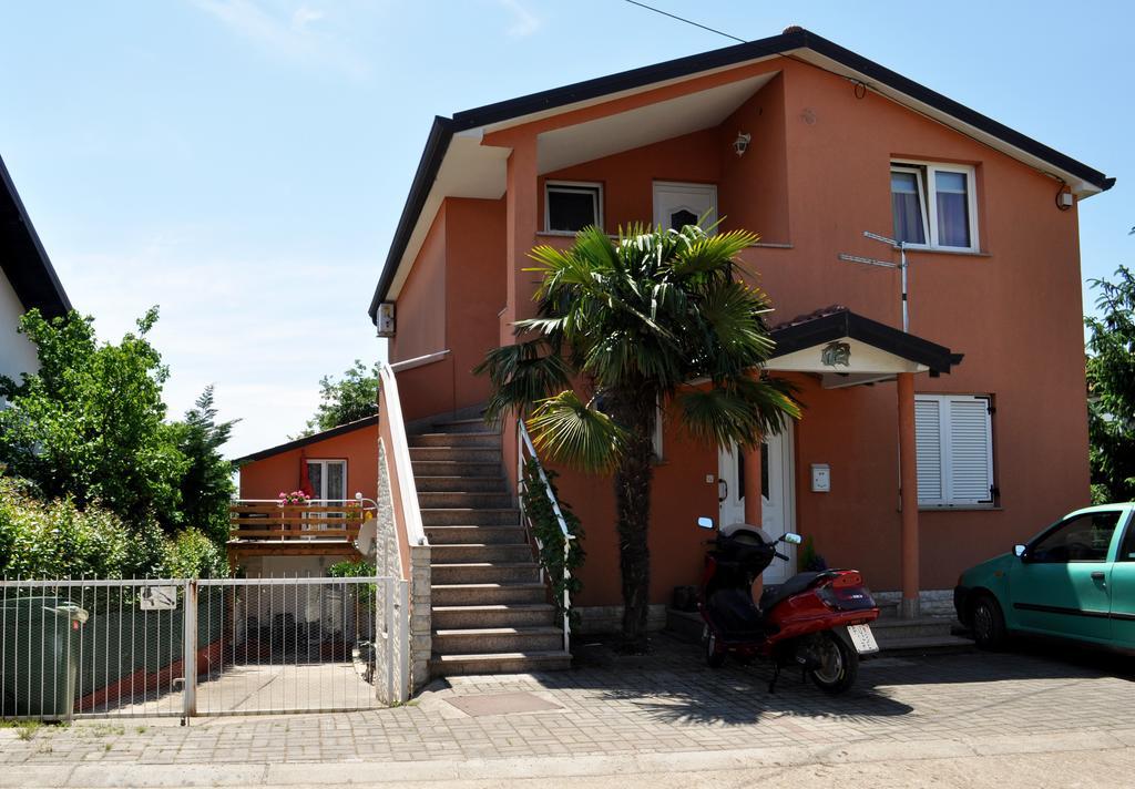 Apartments Val Umago Esterno foto